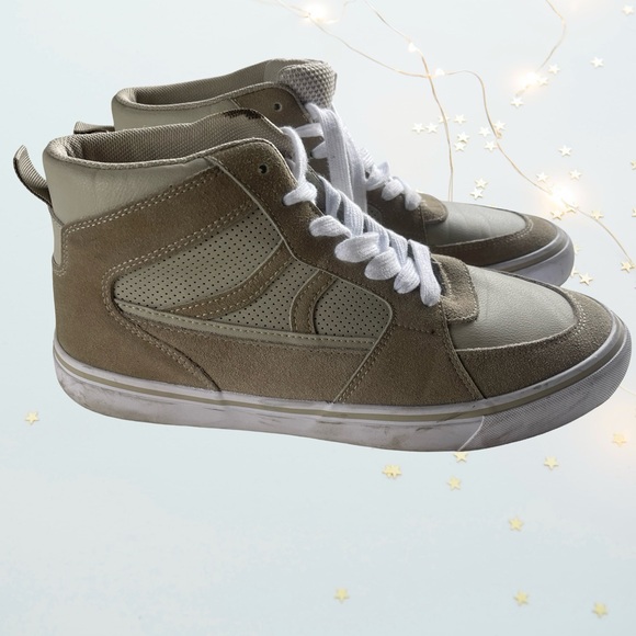 Airwalk High-Top Sneakers in Tan and White size 9 - Picture 2 of 7